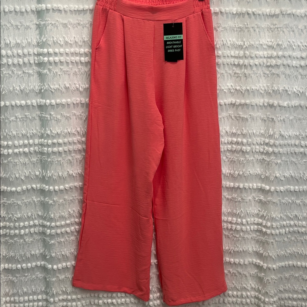 NWT Coral Wide-Leg Pants